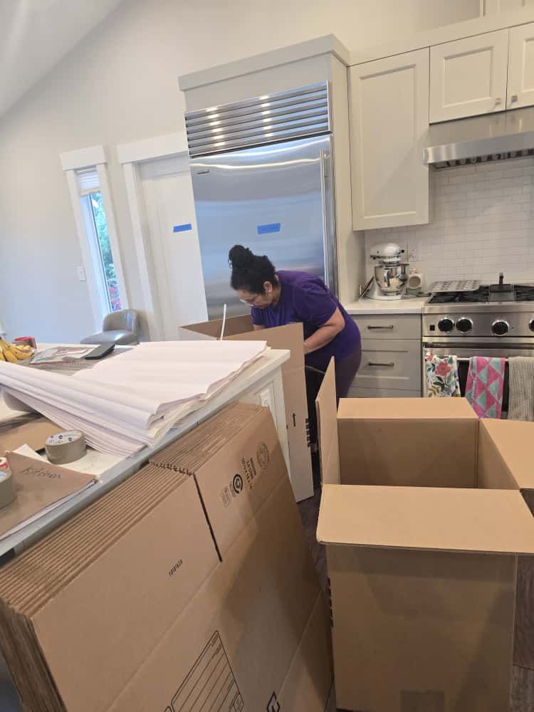 Seattle professional movers kitchen packing service — Puget Sound Moving Company licensed WA